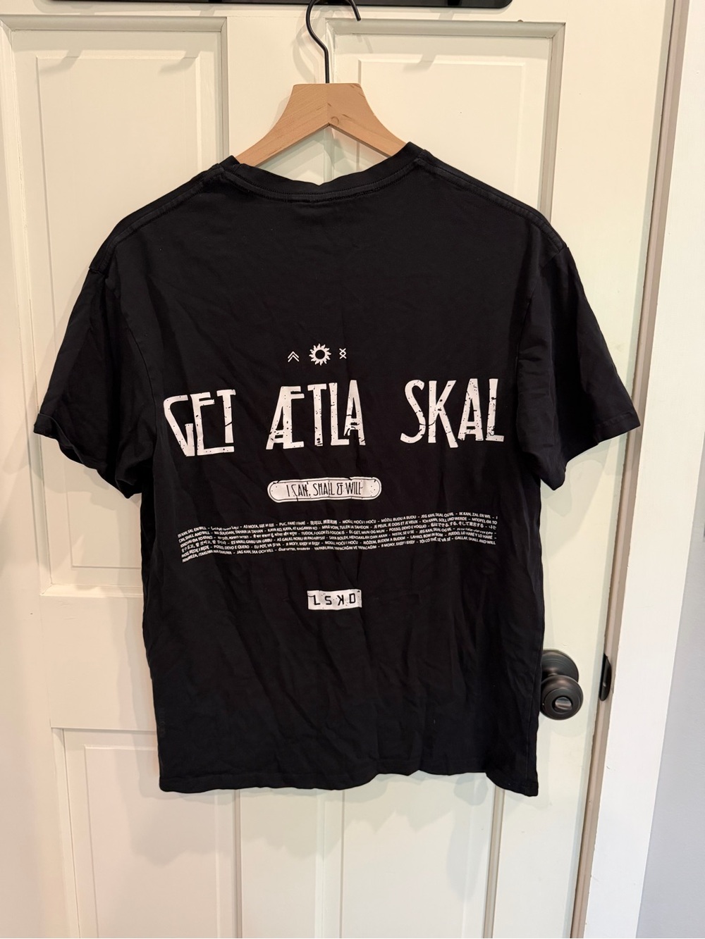 LSKD Oversized Black Short-Sleeve Crewneck Tee - Women's